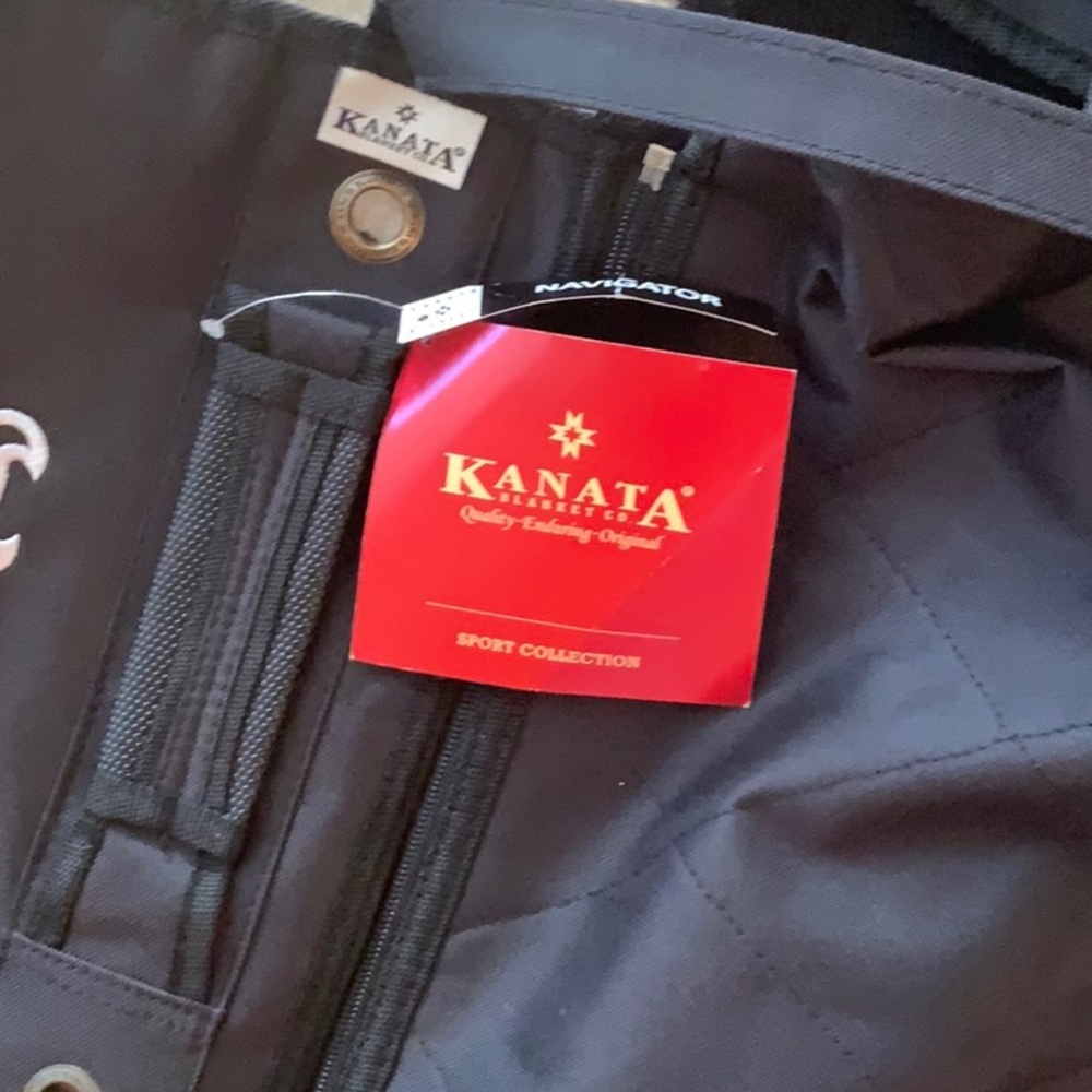 Kanata black picnic blanket